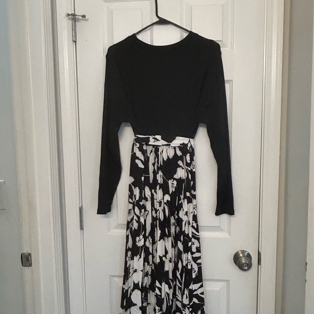 SHEIN Elegant Black and White Maxi Dress